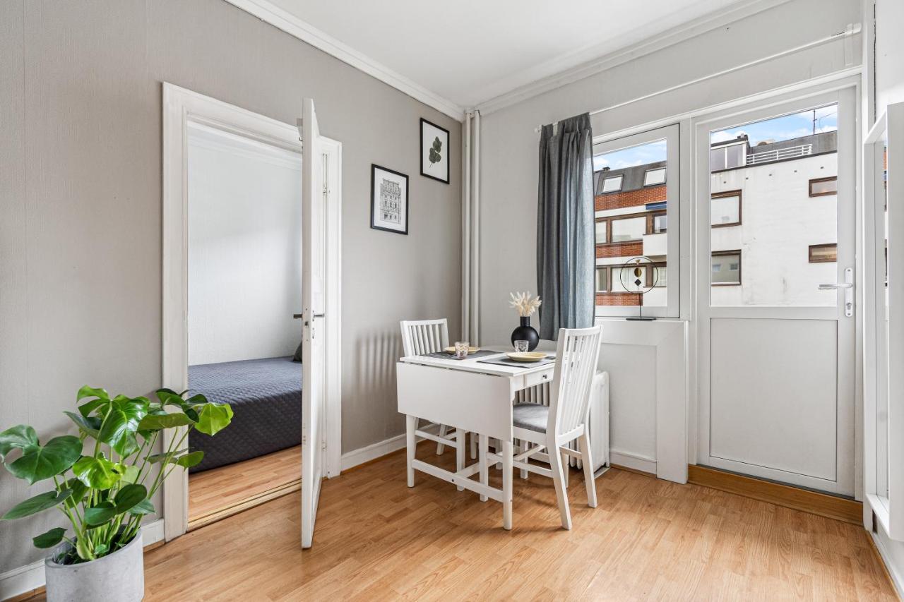 Small And Cheap - 6 Ppl - Super Central - Balcony Oslo Exterior foto